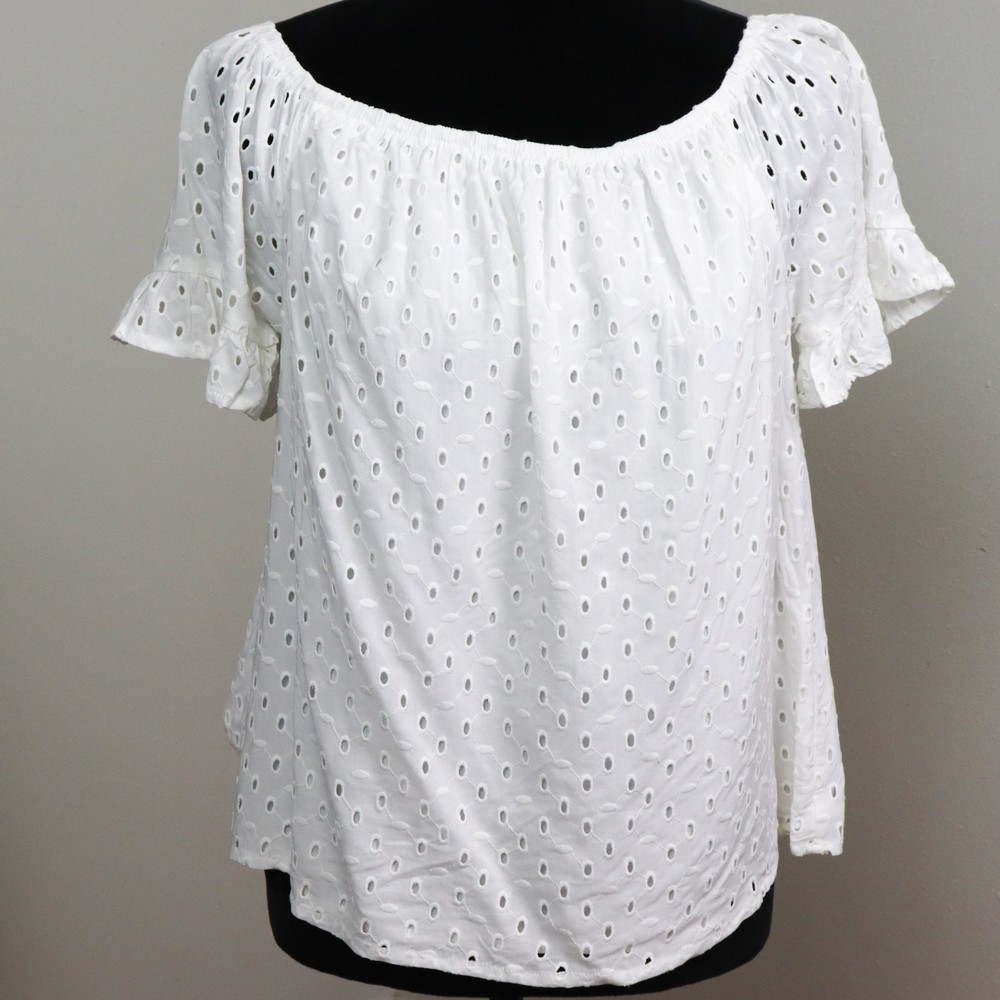 New Knox Rose Small White Eyelet Lace Peasant Top - Off Shoulder & Ruffle